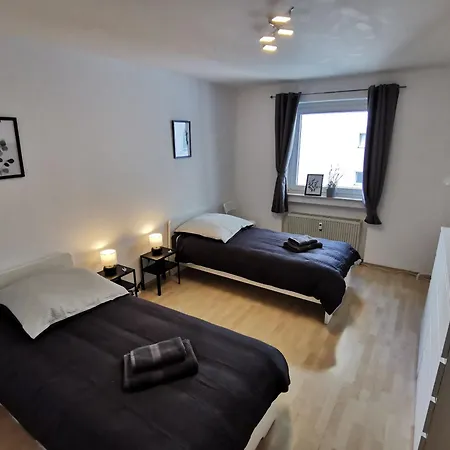 Fr14 - Schoene 2-zimmer-wohnung Mit Balkon In Heusenstamm